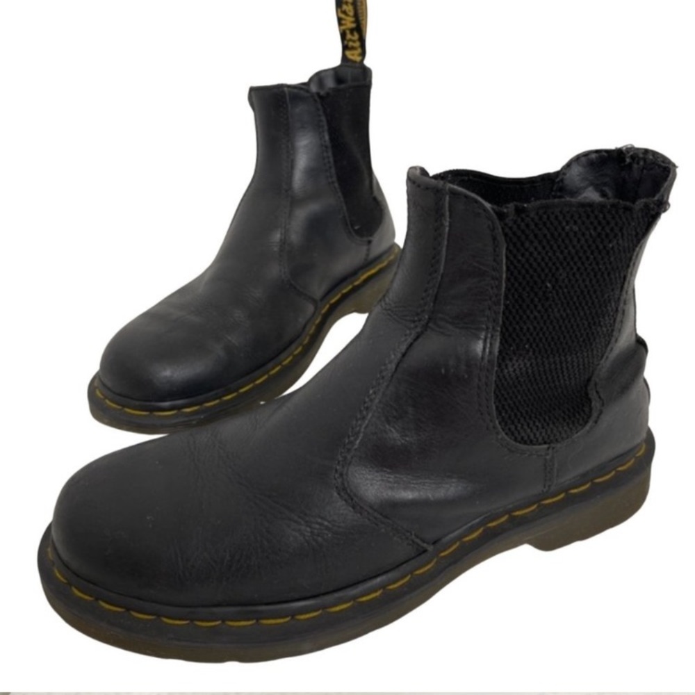 Dr. Martens Chelsea Boot Size 8 2976